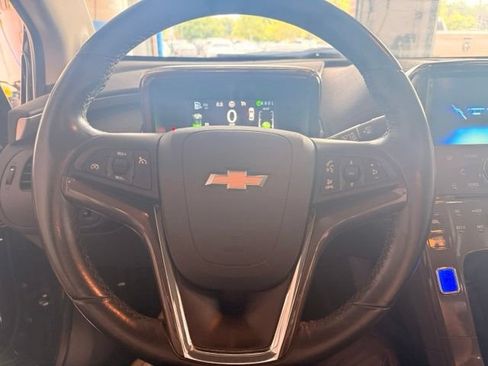 Used 2014 Chevrolet Volt w/ Enhanced Safety Package 1 FWD image 13