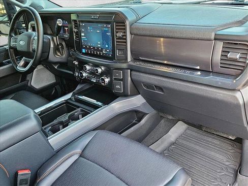 Used 2025 Ford F250 Lariat w/ FX4 Off-Road Package image 22