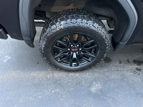 Certified 2021 GMC Sierra 1500 Elevation w/ LPO, Elevation Black Package image 11