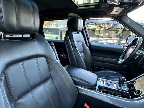 Used 2021 Land Rover Range Rover Sport HSE image 31