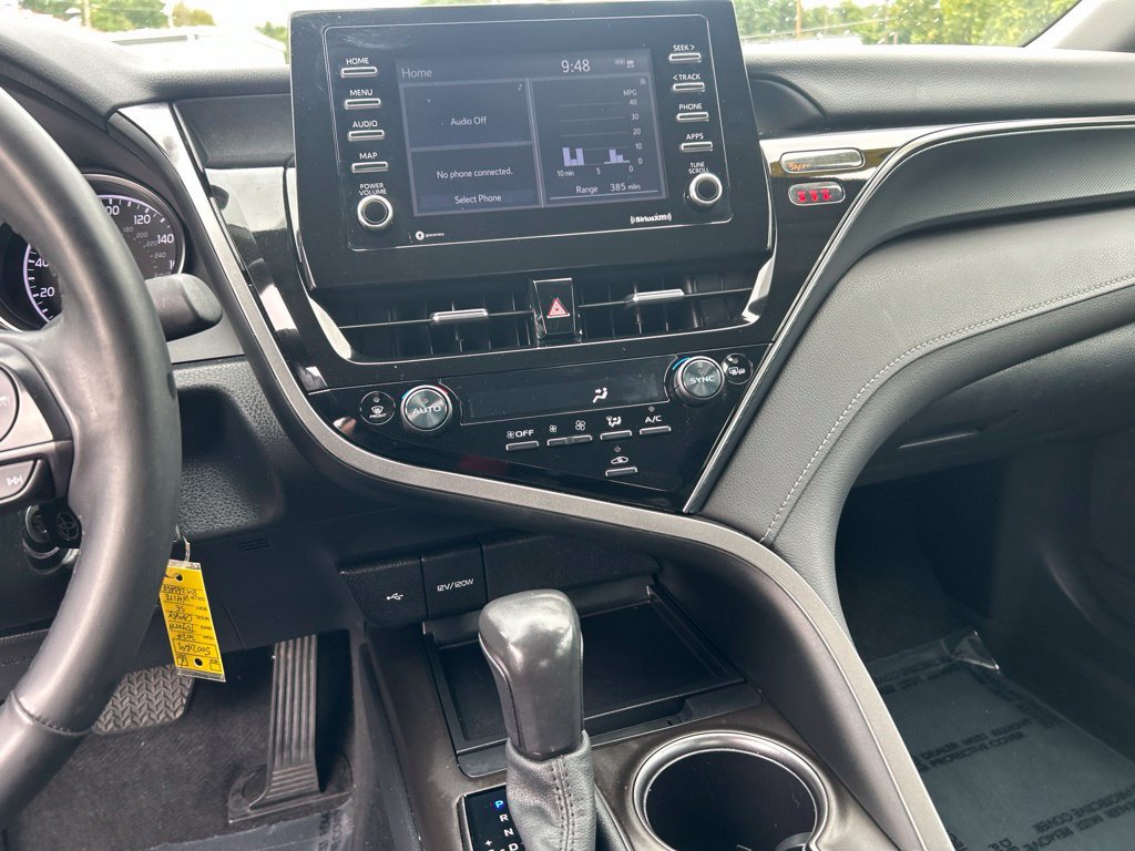 Certified 2024 Toyota Camry SE FWD image 17