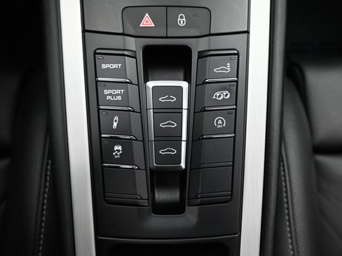 Used 2014 Porsche 911 50th Anniversary Edition image 32