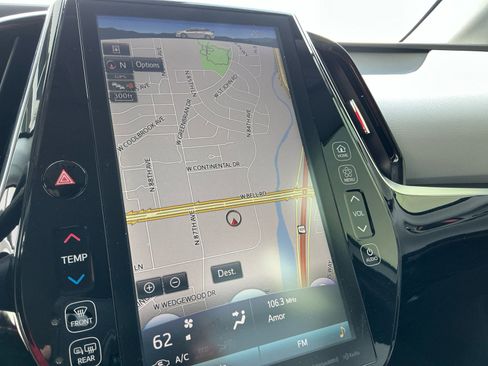 Used 2021 Toyota Prius Prime XLE image 26