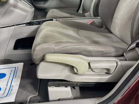 Used 2012 Honda CR-V LX image 22