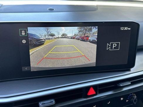 New 2026 Kia Sorento LX image 18