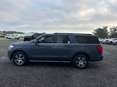 Used 2022 Ford Expedition Max XLT RWD image 2