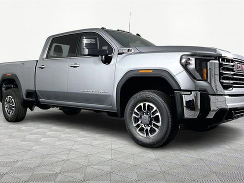 New 2026 GMC Sierra 2500 SLE w/ SLE Value Package; image 3