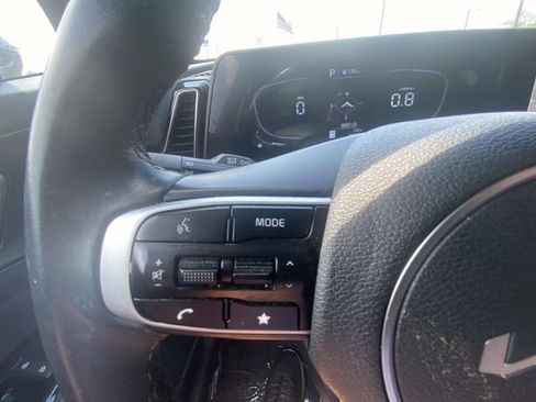 Used 2024 Kia Sportage EX FWD image 20