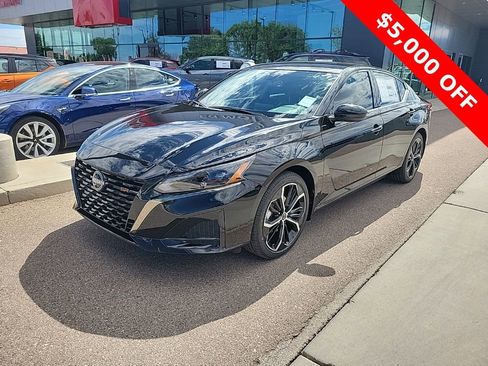 New 2025 Nissan Altima 2.5 SR image 3