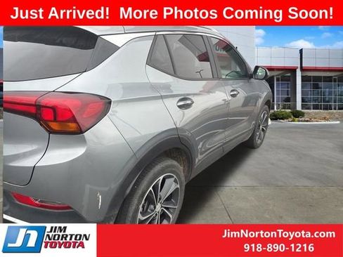 Used 2023 Buick Encore GX Select FWD image 4