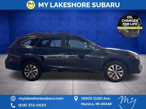 Certified 2025 Subaru Outback Premium image 12