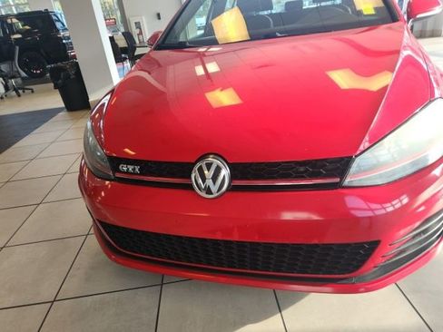 Used 2015 Volkswagen GTI SE w/ Lighting Package (SEL) image 9