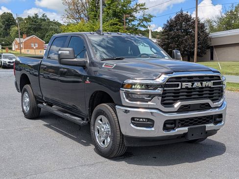 New 2025 RAM 2500 Tradesman image 3