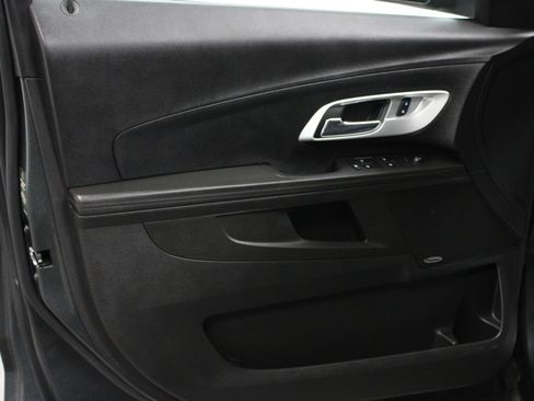 Used 2017 Chevrolet Equinox Premier w/ True North Edition image 11