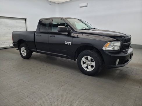 Used 2018 RAM 1500 Express AWD/4WD image 11