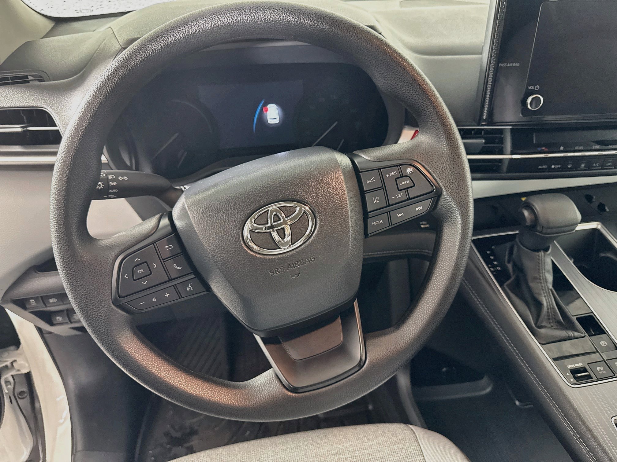 Certified 2026 Toyota Sienna LE AWD/4WD image 12