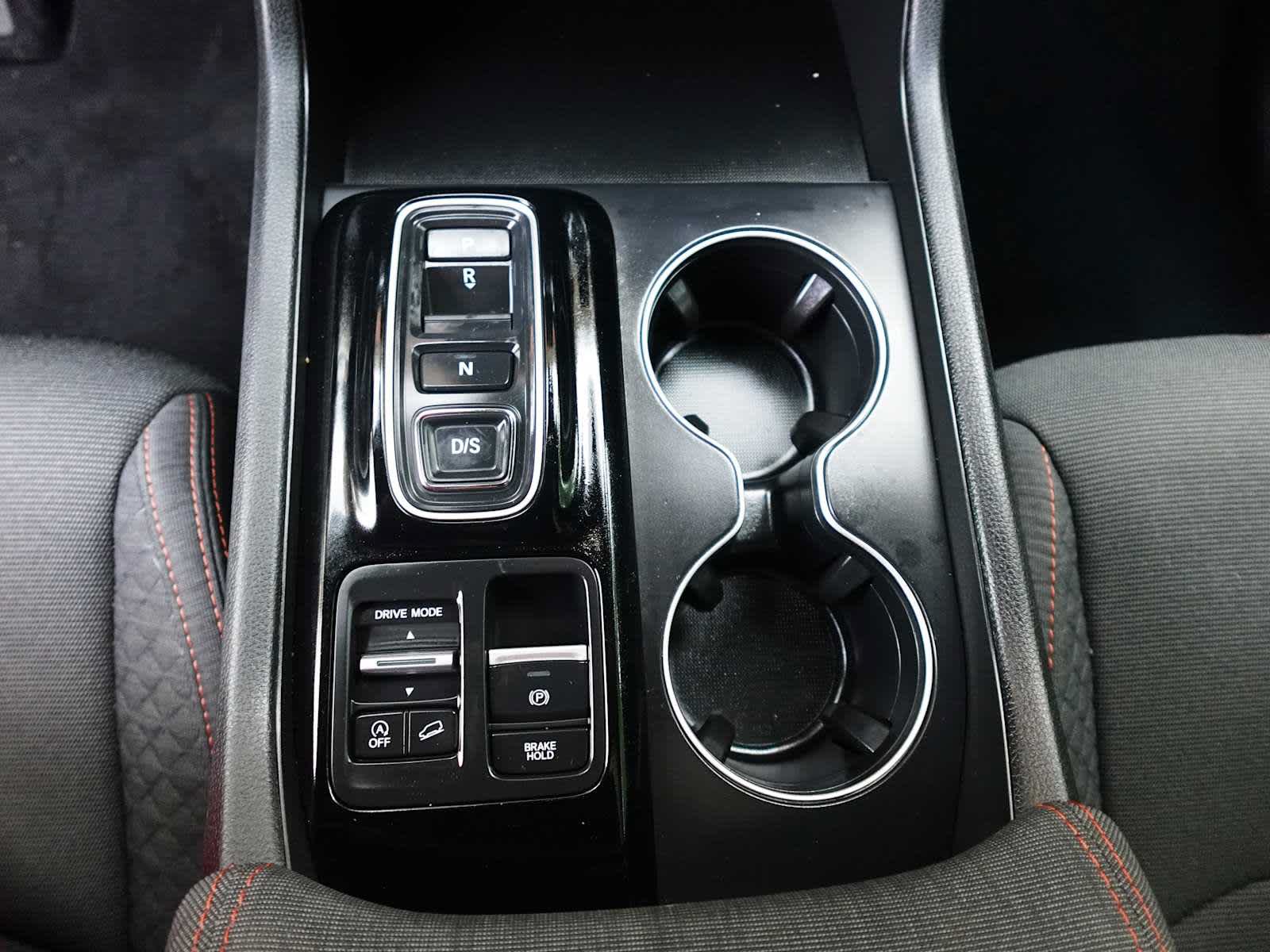Used 2025 Honda Pilot Sport image 22