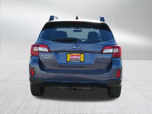 Used 2016 Subaru Outback 2.5i Premium image 6