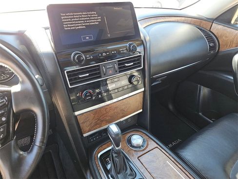 Used 2024 Nissan Armada SL image 20