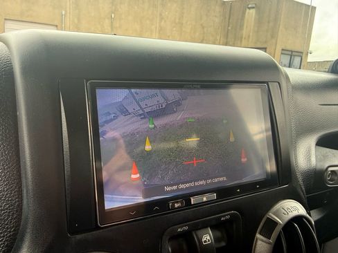 Used 2012 Jeep Wrangler Sport image 10