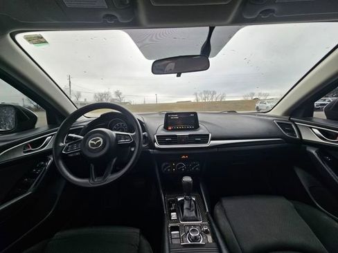 Used 2017 MAZDA MAZDA3 Sport image 12