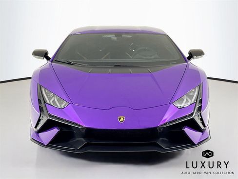 Used 2023 Lamborghini Huracan Tecnica image 38