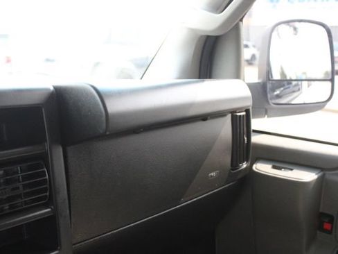 Used 2022 Chevrolet Express 2500 w/ Driver Convenience Package RWD image 18