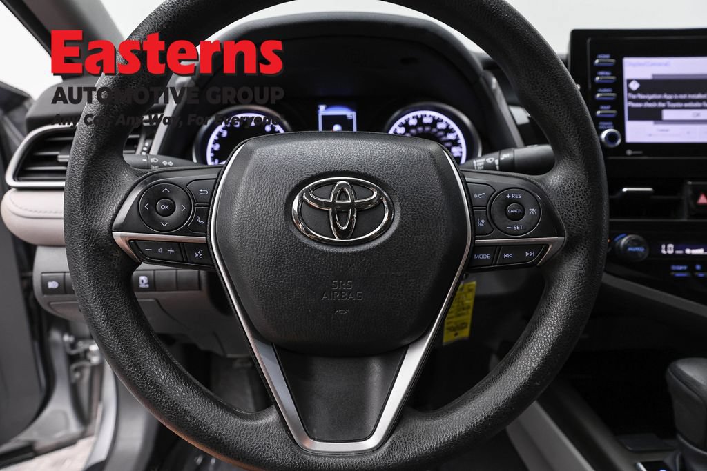 Used 2023 Toyota Camry LE FWD image 11