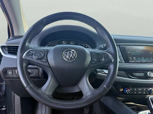 Used 2019 Buick Enclave Essence AWD/4WD image 16