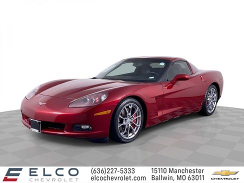 Used 2009 Chevrolet Corvette Coupe w/ Z51 Performance Package RWD image 1