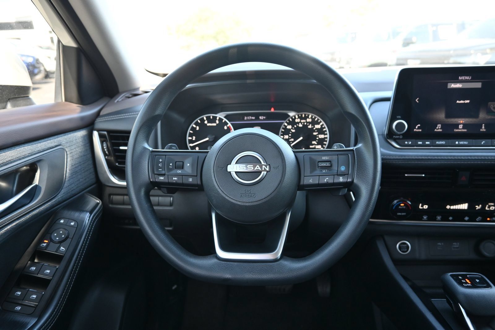 Used 2023 Nissan Rogue SV FWD image 10