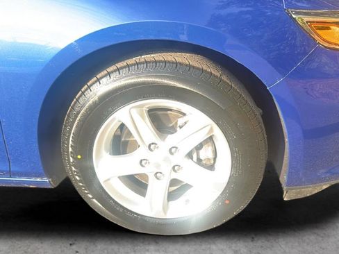 Used 2023 Chevrolet Malibu LS FWD image 24