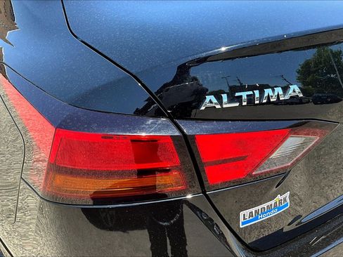 Used 2019 Nissan Altima 2.5 S FWD image 29