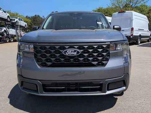 New 2026 Ford Maverick XLT FWD image 8