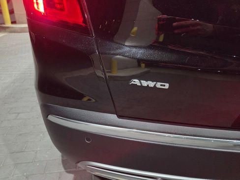 Certified 2023 Cadillac XT5 Premium Luxury image 9