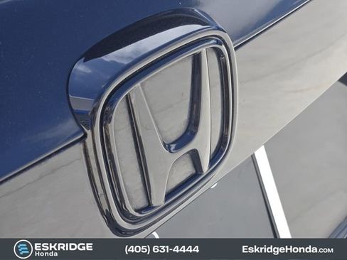 Used 2021 Honda Accord Sport image 11