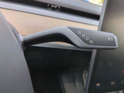 Used 2023 Tesla Model 3 Standard Range RWD image 32