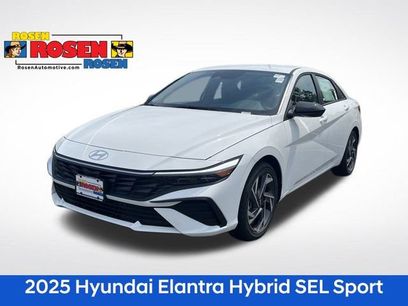 New 2025 Hyundai Elantra SEL
