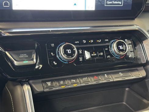 Used 2024 GMC Sierra 2500 Denali Ultimate image 37