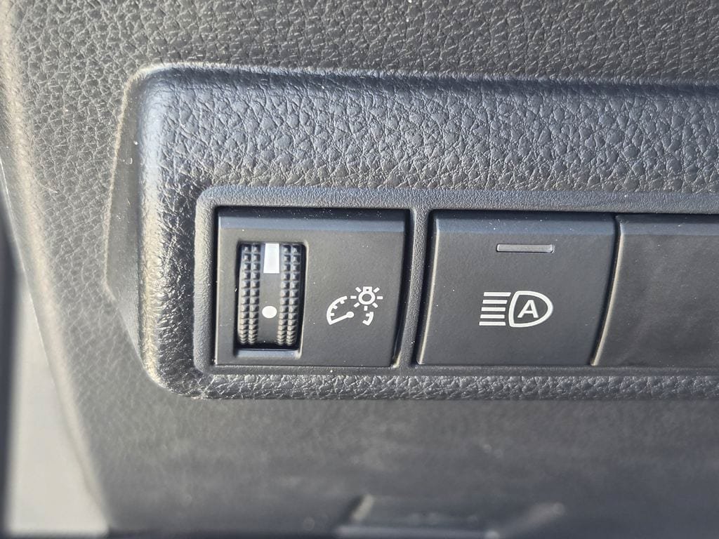 Used 2026 Toyota Corolla LE FWD image 24