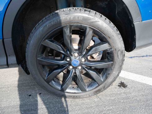 Used 2017 Ford Escape SE w/ SE Sport Appearance Package image 29