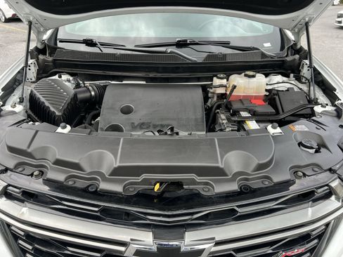 Used 2023 Chevrolet Traverse RS AWD/4WD image 28