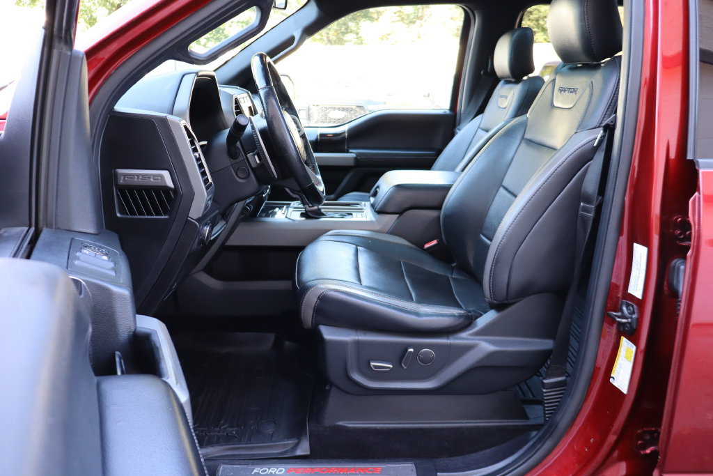 Used 2018 Ford F150 Raptor w/ Equipment Group 802A Luxury AWD/4WD image 24