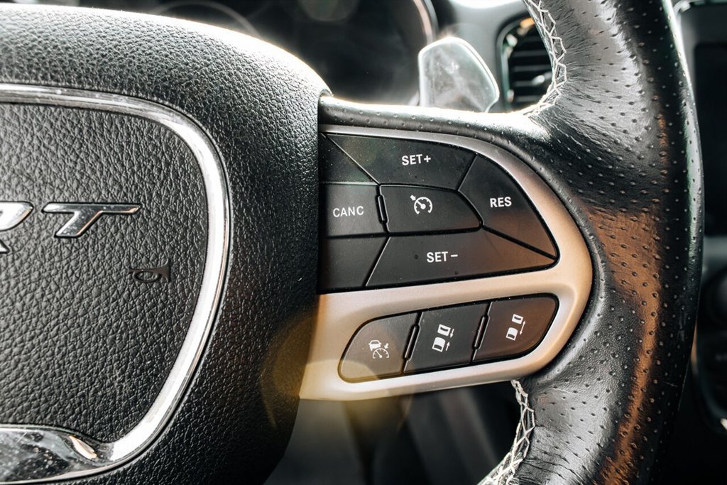 Used 2020 Dodge Durango SRT w/ Technology Group AWD/4WD image 18