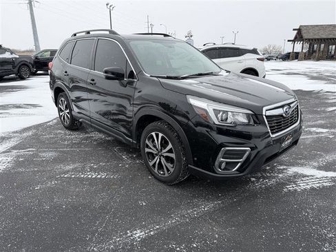 Used 2019 Subaru Forester Limited image 2