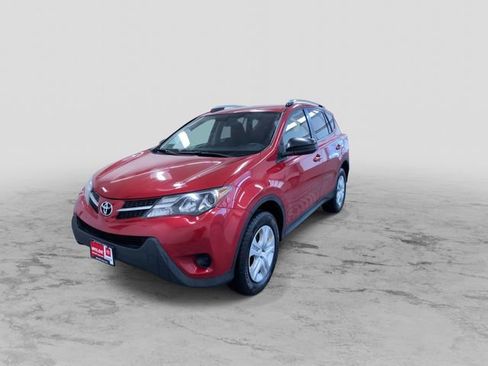 Used 2015 Toyota RAV4 LE image 6