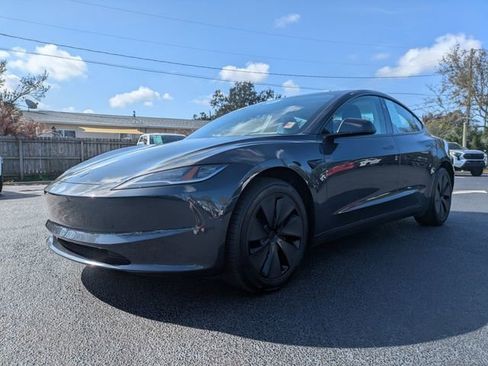 Used 2024 Tesla Model 3 Standard Range image 8