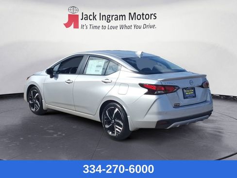 New 2025 Nissan Versa SR w/ Trunk Package image 3