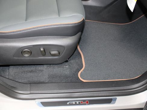 New 2026 GMC Acadia AT4 image 16