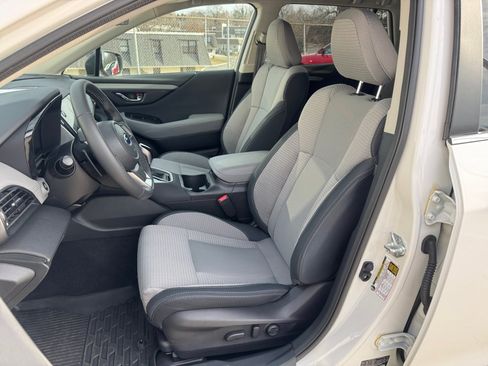 Certified 2025 Subaru Outback Premium w/ Popular Package #1A image 34